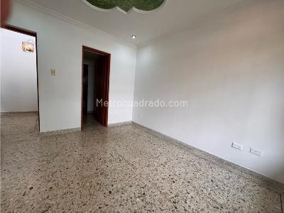 Casa de 5 alcobas en venta en El Ingenio, Cali, 350 m² · foto 10 de 18