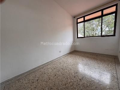 Casa de 5 alcobas en venta en El Ingenio, Cali, 350 m² · foto 14 de 18