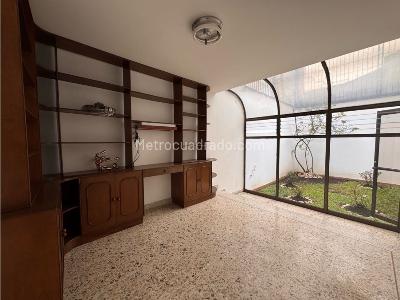 Casa de 5 alcobas en venta en El Ingenio, Cali, 350 m² · foto 16 de 18