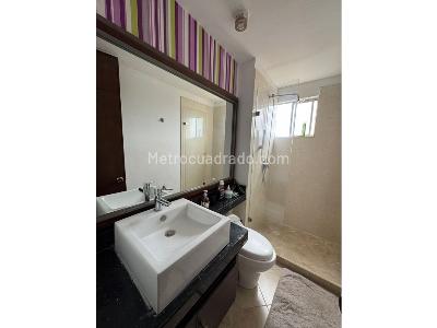 Apartamento de 3 alcobas en venta en Cuarto De Legua, Cali, 127 m² · foto 16 de 19