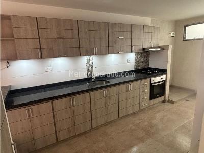 Casa de 4 alcobas en venta en Las Mercedes, Palmira, 170 m² · foto 3 de 11