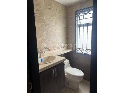 Casa de 4 alcobas en venta en Las Mercedes, Palmira, 170 m² · foto 4 de 11