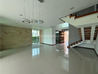 Casa de 5 alcobas en venta en Pance \ Comuna 22, Cali, 400 m² · foto 4 de 20
