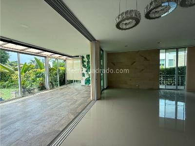 Casa de 5 alcobas en venta en Pance \ Comuna 22, Cali, 400 m² · foto 10 de 20