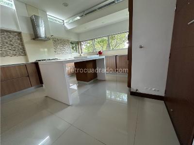 Casa de 5 alcobas en venta en Pance \ Comuna 22, Cali, 400 m² · foto 13 de 20