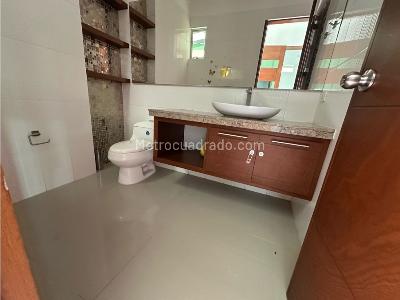 Casa de 5 alcobas en venta en Pance \ Comuna 22, Cali, 400 m² · foto 16 de 20