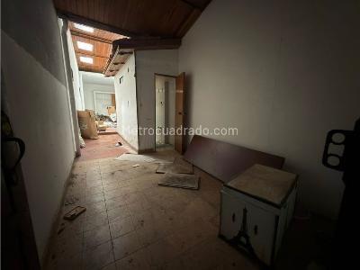 Casa de 4 alcobas en venta en San Fernando Viejo, Cali, 250 m² · foto 3 de 13