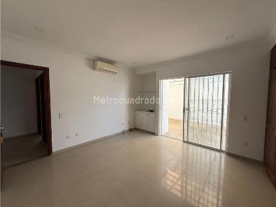 Casa de 3 alcobas en venta en Ciudad Jardin, Cali, 300 m² · foto 10 de 13