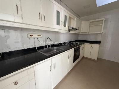 Casa de 3 alcobas en venta en Ciudad Jardin, Cali, 300 m² · foto 13 de 13