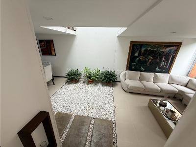 Casa de 3 alcobas en venta en Guadalupe, Cali, 153 m² · foto 6 de 20