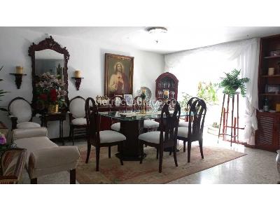 Casa de 4 alcobas en venta en Santa Rita, Cali, 300 m² · foto 3 de 16
