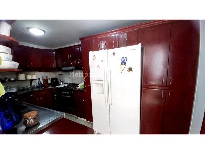 Casa de 4 alcobas en venta en Santa Rita, Cali, 300 m² · foto 12 de 16