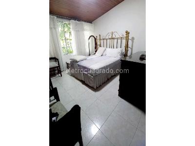 Casa de 4 alcobas en venta en Santa Rita, Cali, 300 m² · foto 14 de 16