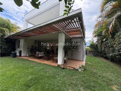Casa de 3 alcobas en venta en Alto Pance, Cali, 230 m² · foto 2 de 18