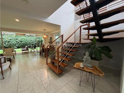 Casa de 3 alcobas en venta en Alto Pance, Cali, 230 m² · foto 4 de 18