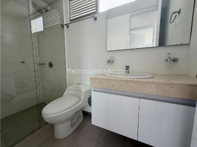 Apartamento de 3 alcobas en venta en Guadalupe, Cali, 101 m² · foto 19 de 20