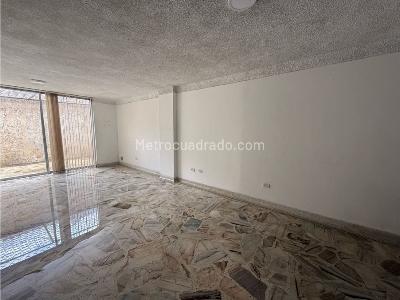 Casa de 4 alcobas en venta en Camino Real, Cali, 298 m² · foto 5 de 20