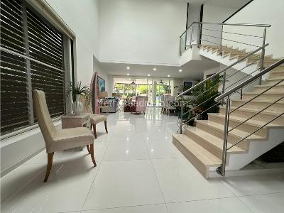 Casa de 4 alcobas en venta en Pance, Cali, 1150 m² · foto 2 de 20