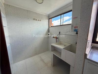 Apartamento de 4 alcobas en venta en Quintas De Don Simon, Cali, 169 m² · foto 11 de 20