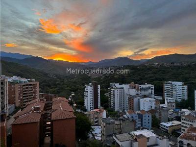 Apartamento de 2 alcobas en venta en Santa Teresita, Cali, 156 m² · foto 4 de 17