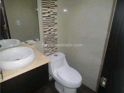 Apartamento de 2 alcobas en venta en Santa Teresita, Cali, 156 m² · foto 9 de 17