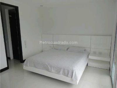 Apartamento de 2 alcobas en venta en Santa Teresita, Cali, 156 m² · foto 12 de 17