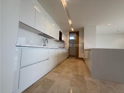 Apartamento de 3 alcobas en venta en Normandia, Cali, 181 m² · foto 6 de 19