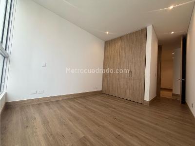 Apartamento de 3 alcobas en venta en Normandia, Cali, 181 m² · foto 11 de 19
