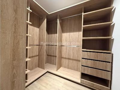 Apartamento de 3 alcobas en venta en Normandia, Cali, 181 m² · foto 19 de 19