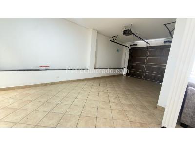 Casa de 4 alcobas en venta en El Ingenio, Cali, 320 m² · foto 6 de 12