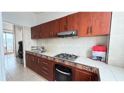Apartamento en venta en El Refugio, Cali · foto 2 de 16