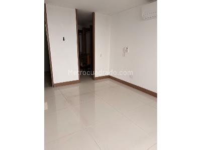 Apartamento de 3 alcobas en venta en Ciudad Jardin, Cali, 140 m² · foto 4 de 9