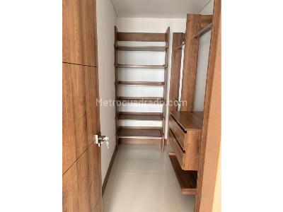 Apartamento de 3 alcobas en venta en Ciudad Jardin, Cali, 140 m² · foto 5 de 9