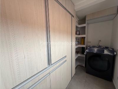 Casa de 4 alcobas en venta en Santa Isabel, Cali, 271 m² · foto 8 de 14