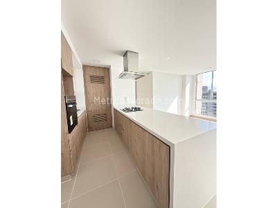 Apartamento de 3 alcobas en venta en Valle Del Lili, Cali, 91 m² · foto 3 de 11