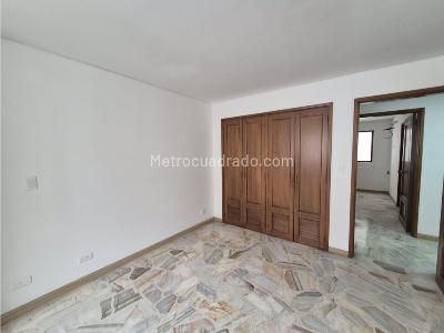 Apartamento de 5 alcobas en venta en Santa Teresita, Cali, 270 m² · foto 16 de 19