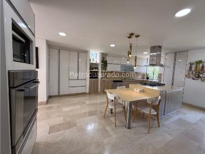 Apartamento de 4 alcobas en venta en Aguacatal, Cali, 420 m² · foto 11 de 19