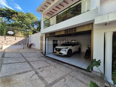 Casa de 4 alcobas en venta en Bella Suiza, Cali, 880 m² · foto 3 de 20