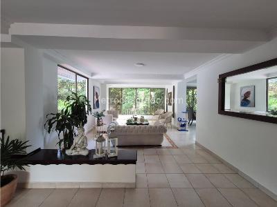 Casa de 4 alcobas en venta en Bella Suiza, Cali, 880 m² · foto 4 de 20