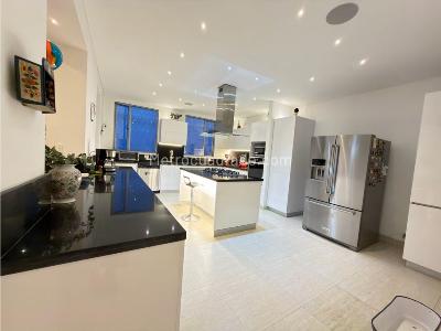 Apartamento de 3 alcobas en venta en Santa Teresita, Cali, 288 m² · foto 8 de 20