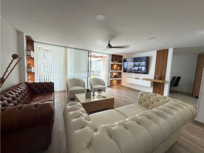 Casa de 4 alcobas en venta en Prados Del Norte, Cali, 235 m² · foto 3 de 20