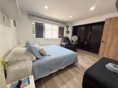 Casa de 4 alcobas en venta en Prados Del Norte, Cali, 235 m² · foto 12 de 20