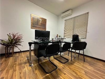 Casa de 4 alcobas en venta en Versalles, Cali, 225 m² · foto 3 de 20