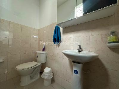Casa de 4 alcobas en venta en Versalles, Cali, 225 m² · foto 5 de 20