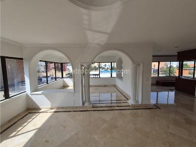 Apartamento en venta en Versalles, Cali · foto 4 de 20
