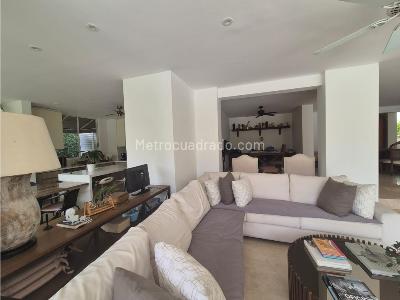 Casa de 5 alcobas en venta en Ciudad Jardin, Cali, 950 m² · foto 10 de 20
