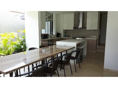 Casa de 5 alcobas en venta en Ciudad Jardin, Cali, 950 m² · foto 13 de 20