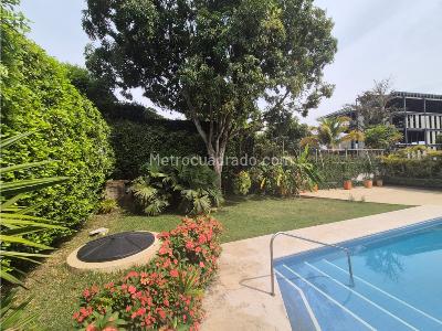 Casa de 5 alcobas en venta en Ciudad Jardin, Cali, 950 m² · foto 14 de 20