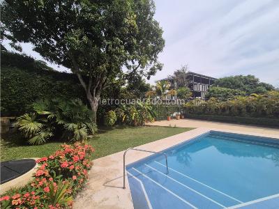 Casa de 5 alcobas en venta en Ciudad Jardin, Cali, 950 m² · foto 16 de 20