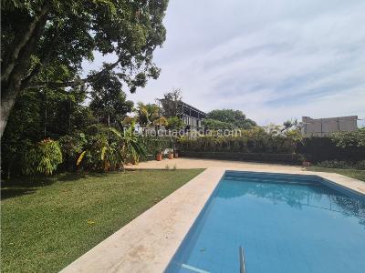 Casa de 5 alcobas en venta en Ciudad Jardin, Cali, 950 m² · foto 18 de 20